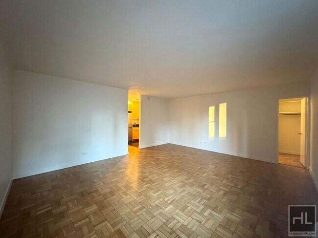 Building Photo - East 79th Street