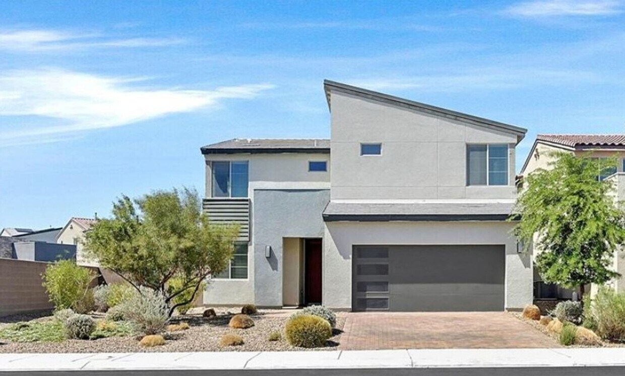 Building Photo - Spacious 4 Bedroom + Loft Tule Springs Home with Heated Pool & 3-Car Garage