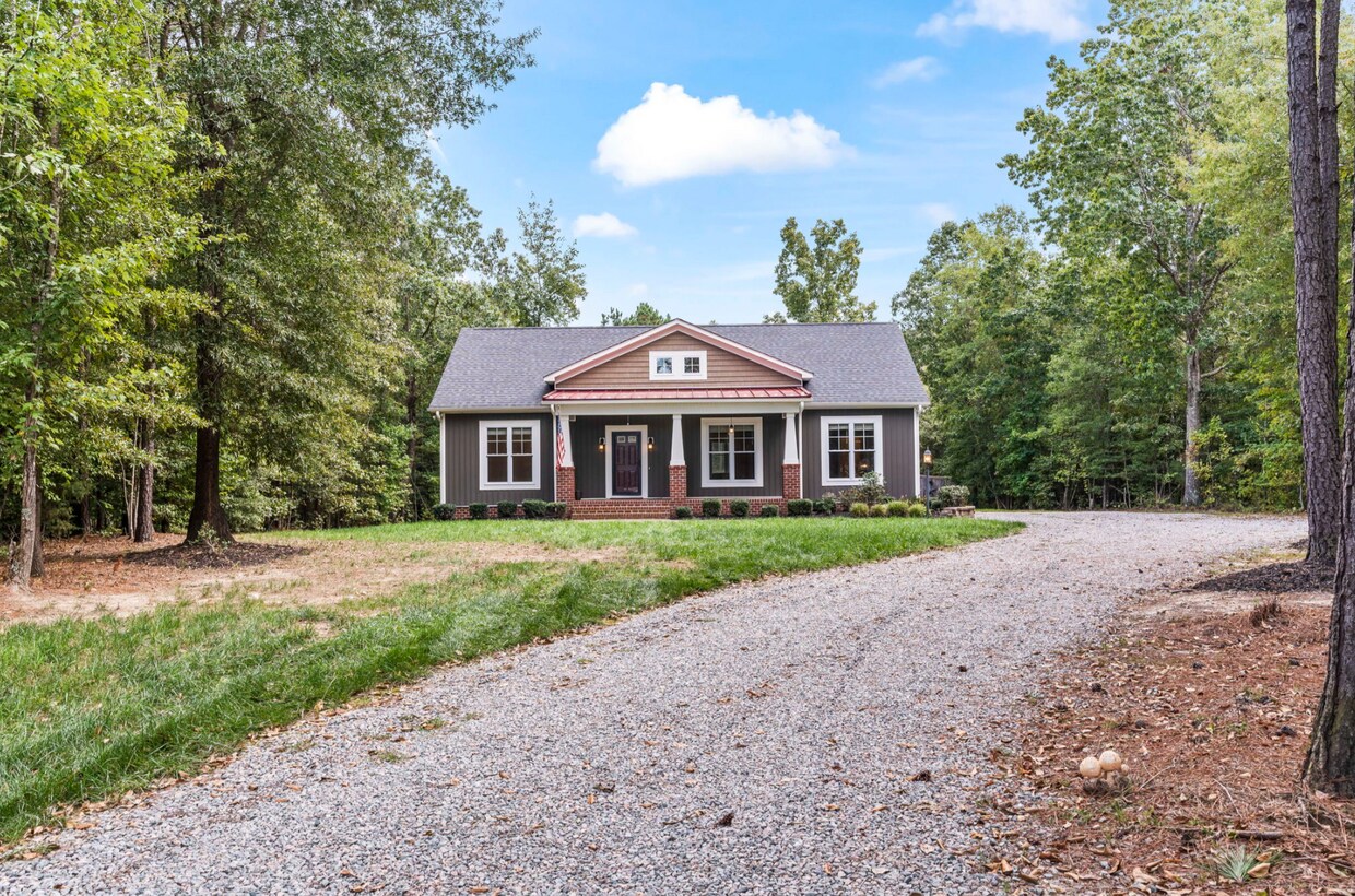 Primary Photo - 7360 Deep Creek Drive
