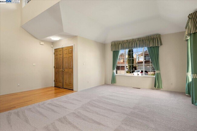 Foto del edificio - 45360 Whitetail Ct