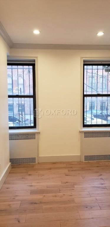 Primary Photo - 220 W 22nd St