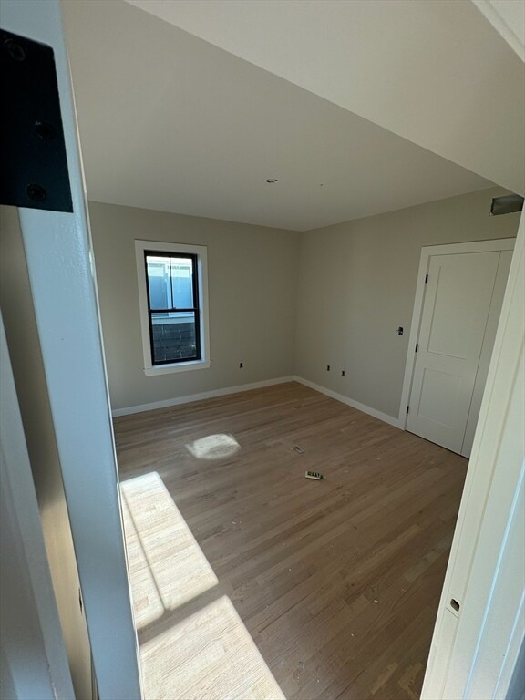 Foto del edificio - 543 E 7th St