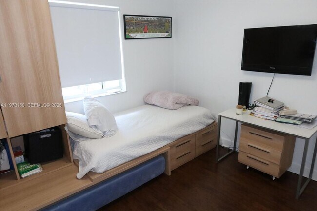 Foto del edificio - 10923 NW 70th St