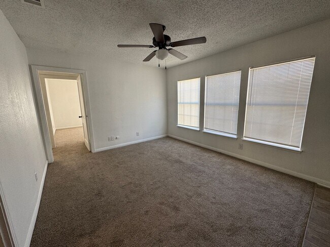 Foto del edificio - 2-Bedroom Duplex for Rent in Killeen - *Save $125/Month!*