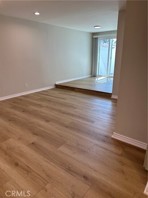 Foto del edificio - 4301 Farquhar Ave