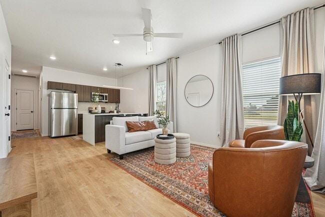 Interior Photo - Glenhaven