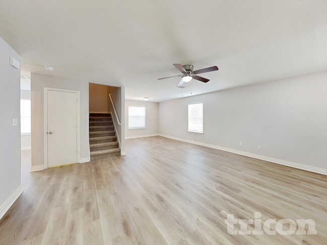 Building Photo - 9707 Marbach Bend