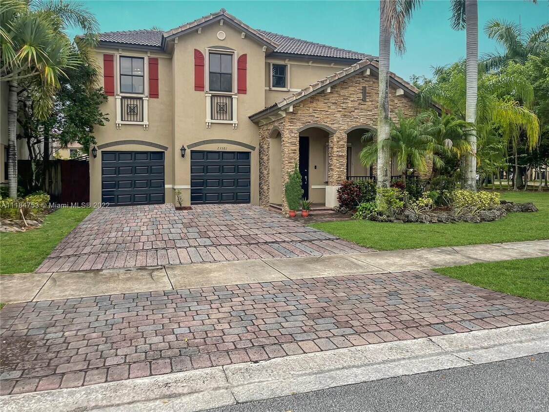 23581 SW 114th Plz, Homestead, FL 33032 House for Rent in Homestead