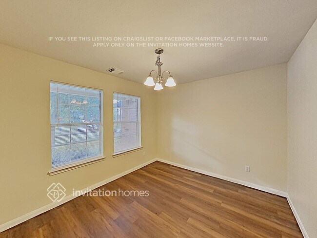 Foto del edificio - 15802 Parmley Creek Ct