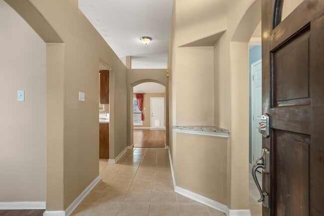 Building Photo - 9109 Benwick St