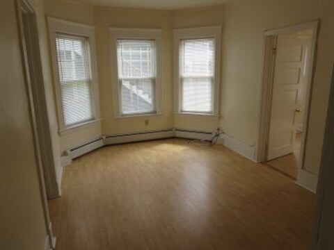 Building Photo - 84 N Willard St