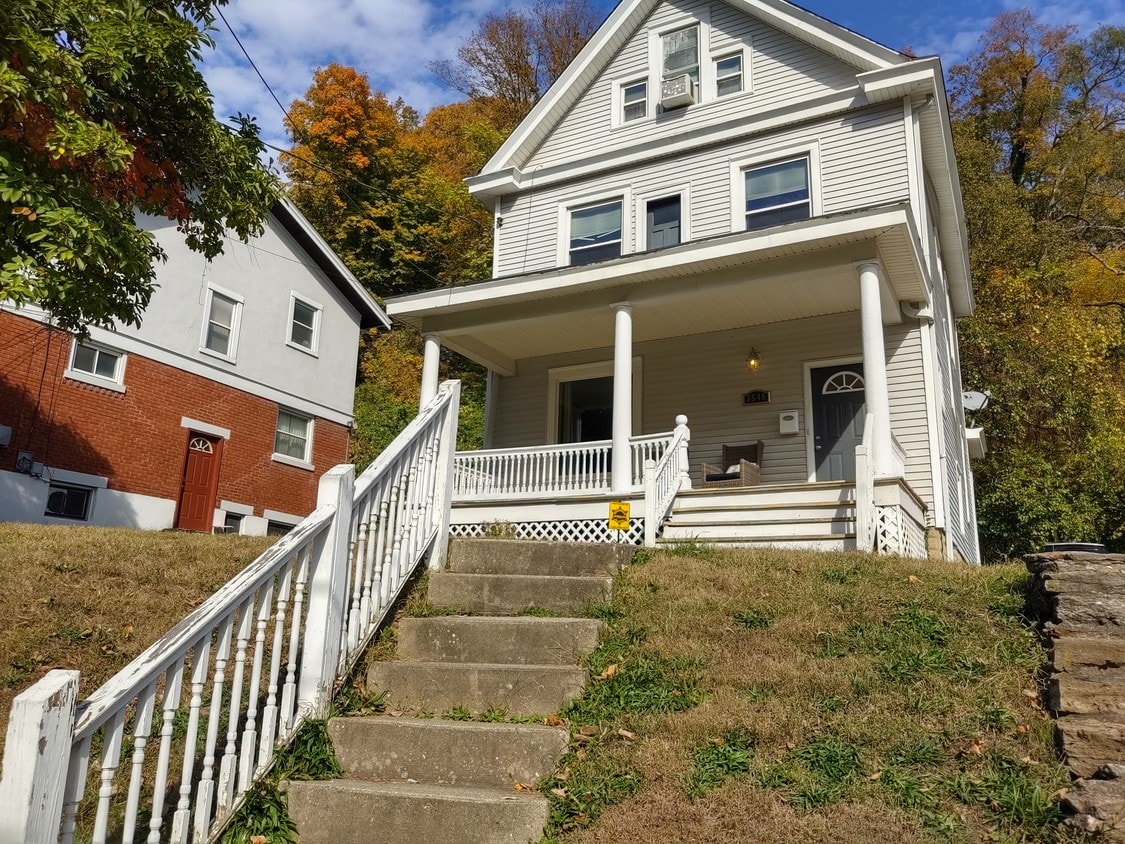 Primary Photo - 3546 Linwood Ave