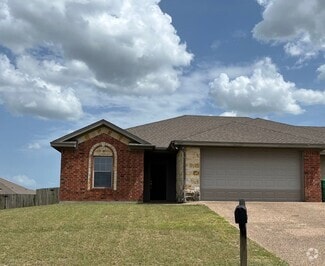 Building Photo - 3008 Breton St
