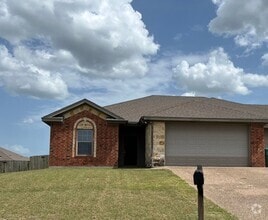 Building Photo - 3008 Breton St