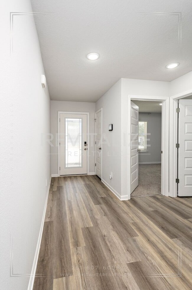 Building Photo - Only $1500 for First Month's Rent!!! Smart 4 Bd / 2 Ba Home in West Mobile Gated Community