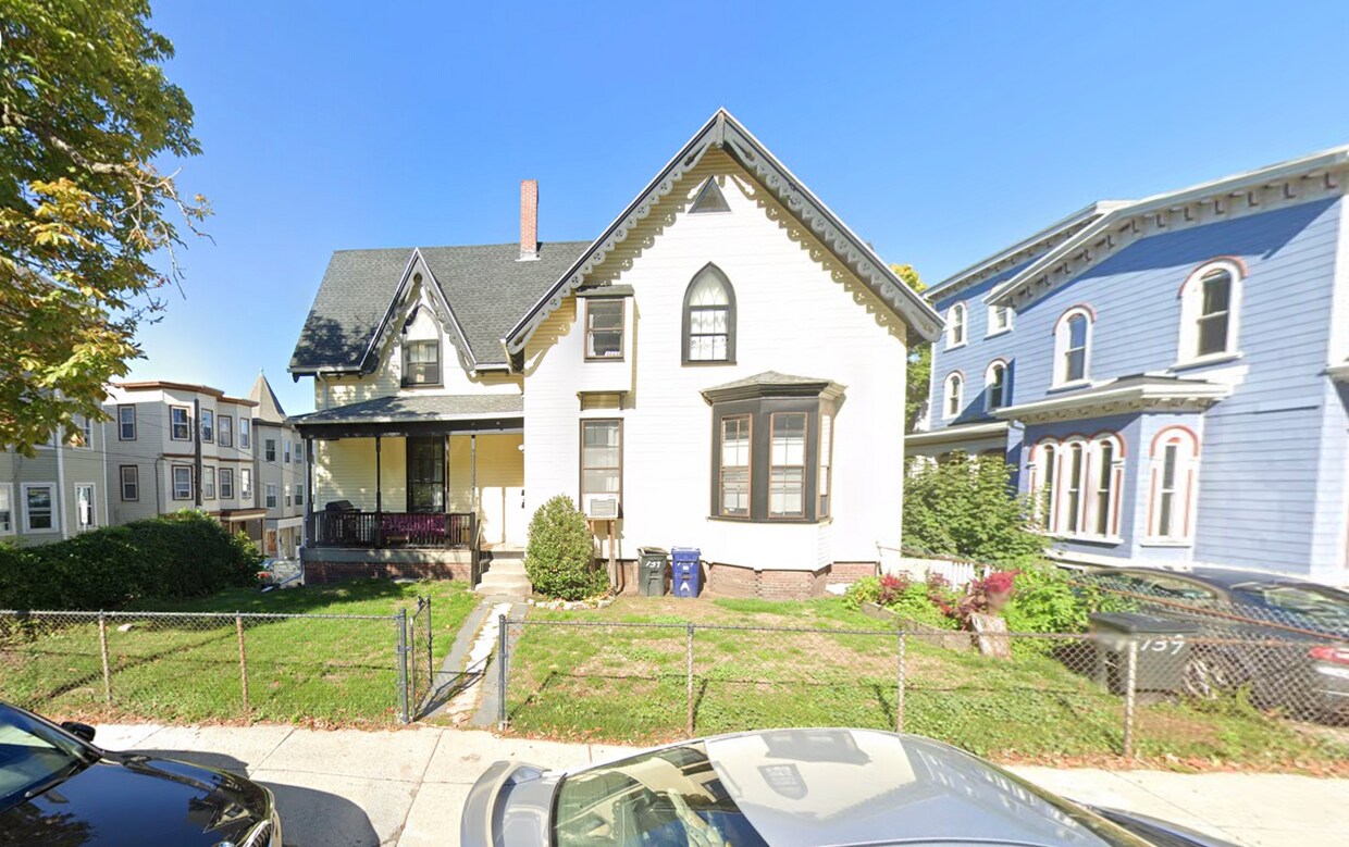 139 Hillside St Unit 2, Boston, MA 02120 Condo for Rent in Boston, MA