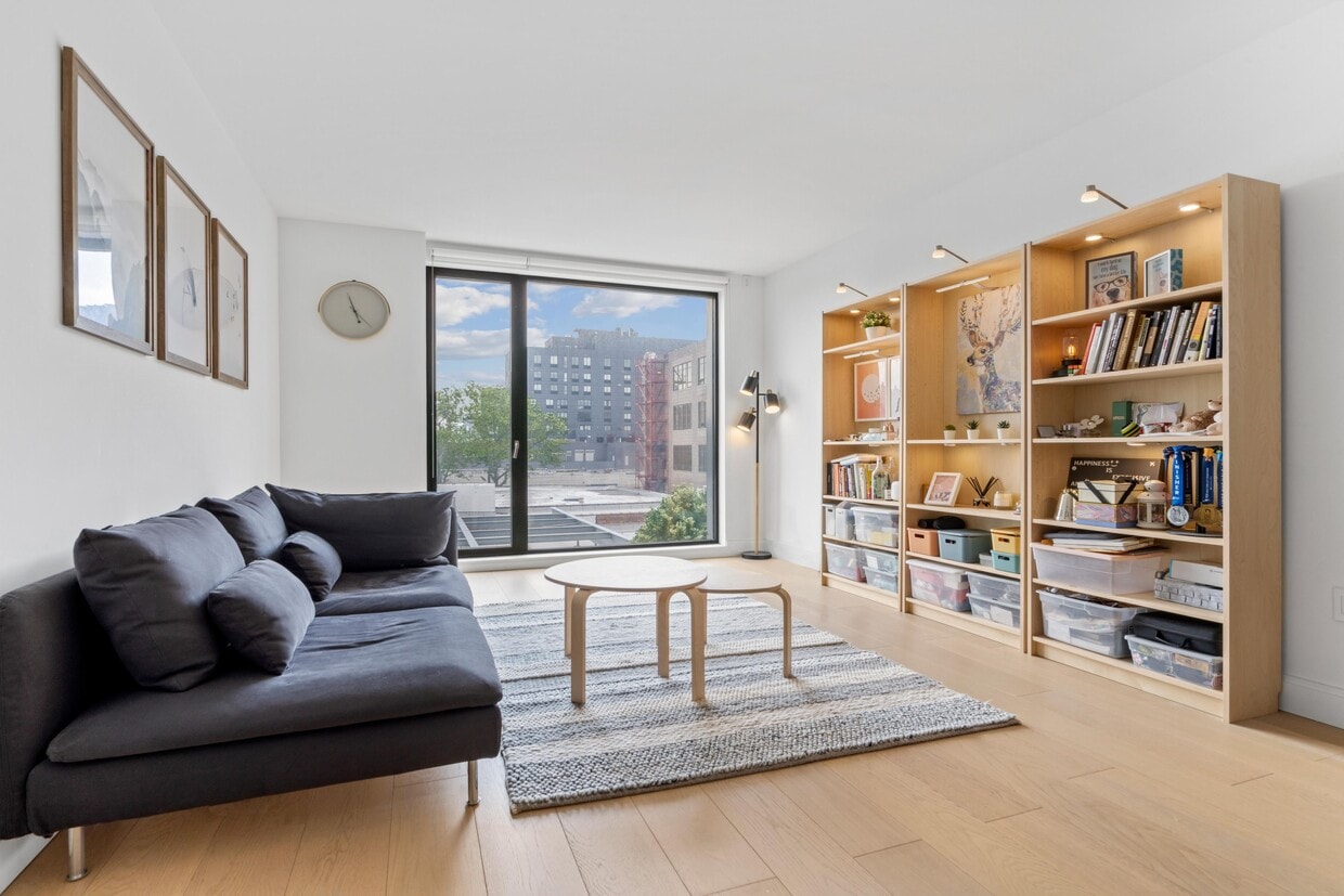 Foto principal - 37-14 34th St