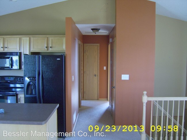 Building Photo - 4 br, 2 bath House - 809 10th ST NW
