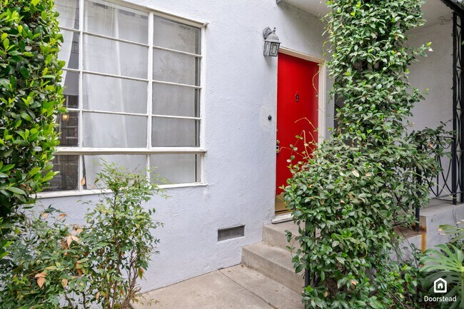 Building Photo - 10823 Whipple St