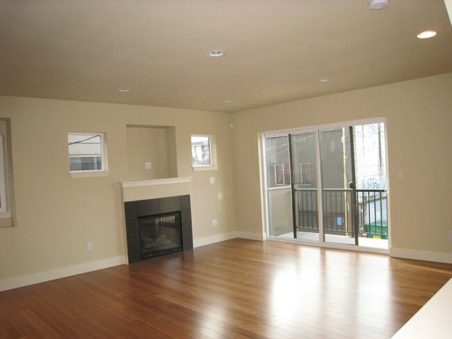 Photo - 5233 11th Ave NE House