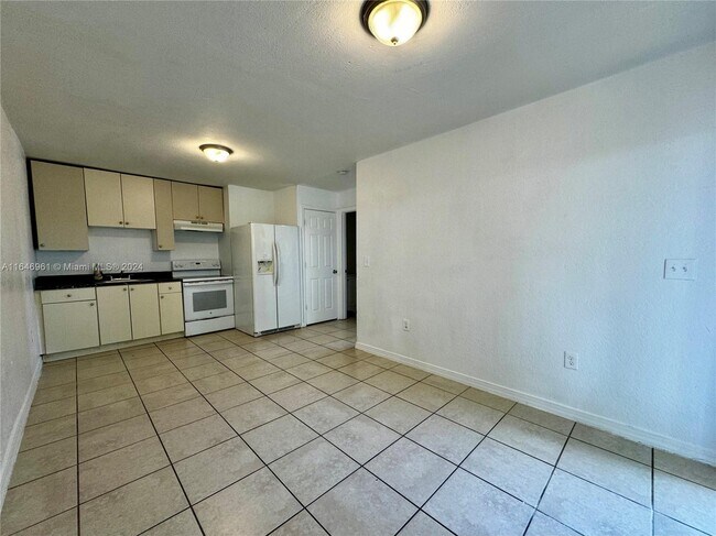 Building Photo - 22210 SW 116th Ave