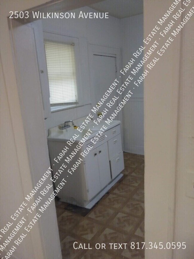 Foto del edificio - 2503 Wilkinson Ave