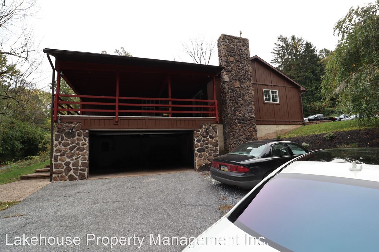 Primary Photo - 3 br, 2 bath House - 121 Mail Route Road