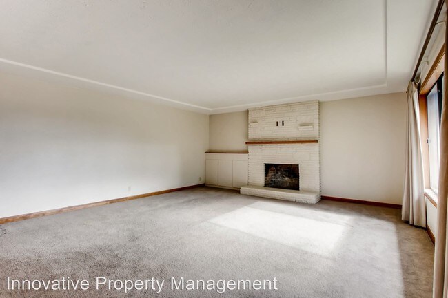 Foto del edificio - 3 br, 1.5 bath House - 2130 SE Imlay Ave
