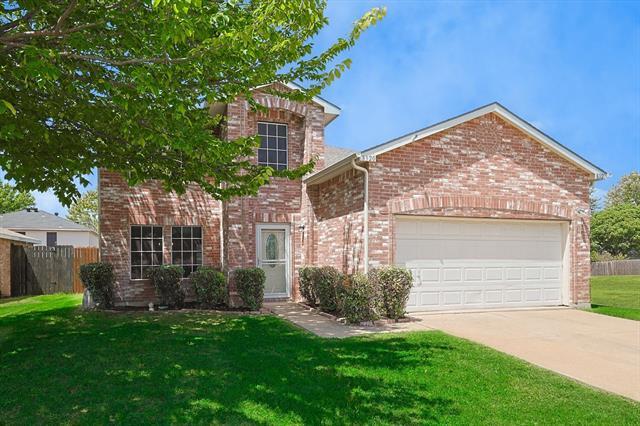 Foto principal - 8320 Seven Oaks Ln