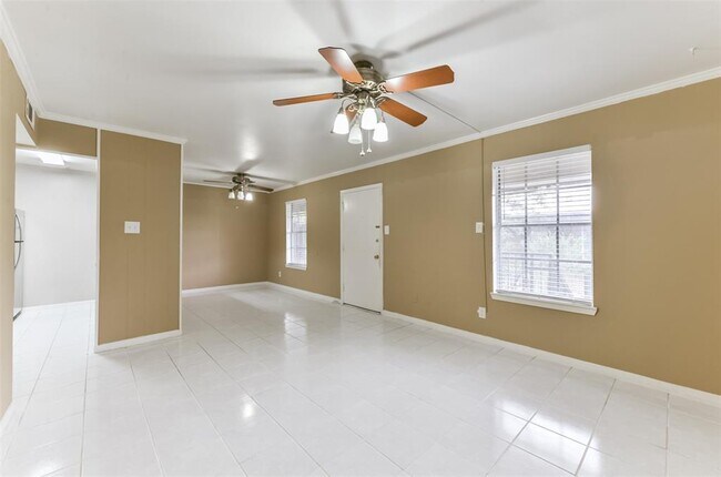 Foto del edificio - 9011 Gaylord Dr