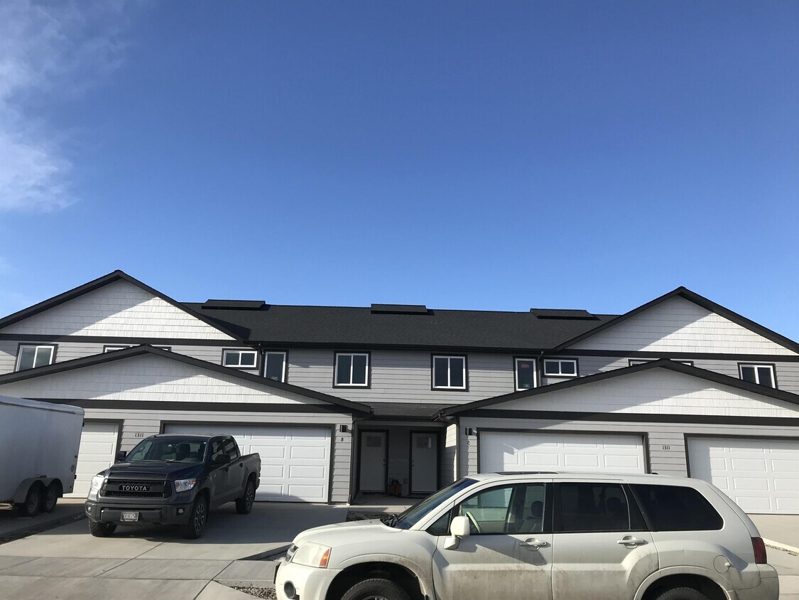 1311 Westwood Cir Unit B, Belgrade, MT 59714 Apartment for Rent in