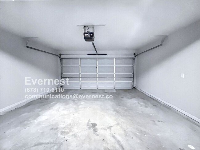 Building Photo - 5235 Hanover St
