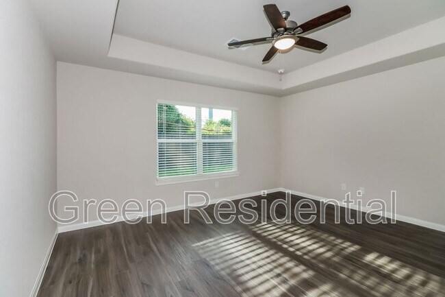 Building Photo - 5622 Briana Dee Dr