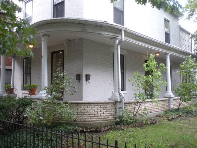 Building Photo - 35 Green St