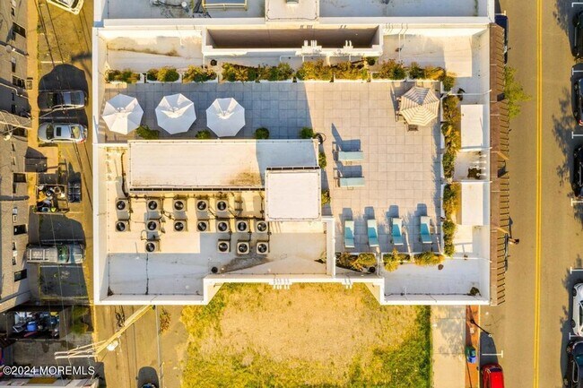 Foto del edificio - 57-61 Brighton Avenue Unit 301