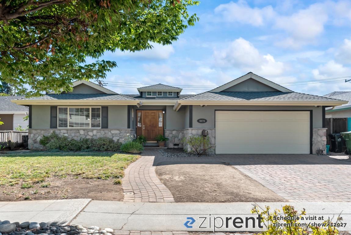 Foto principal - 5674 Waltrip Ln