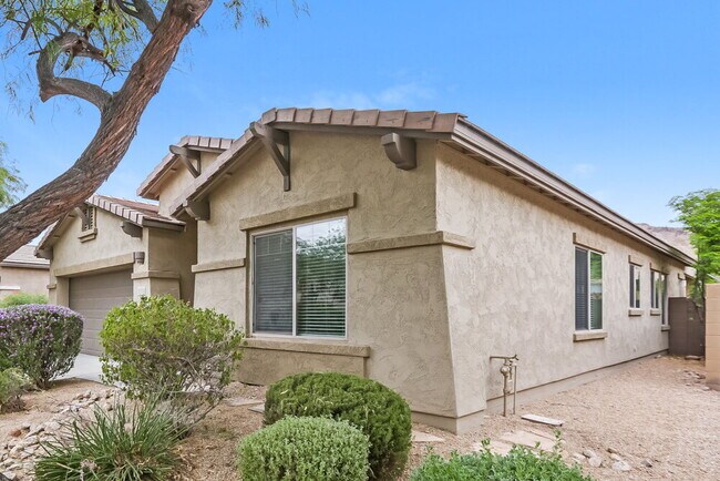 Building Photo - 8470 W Bajada Rd