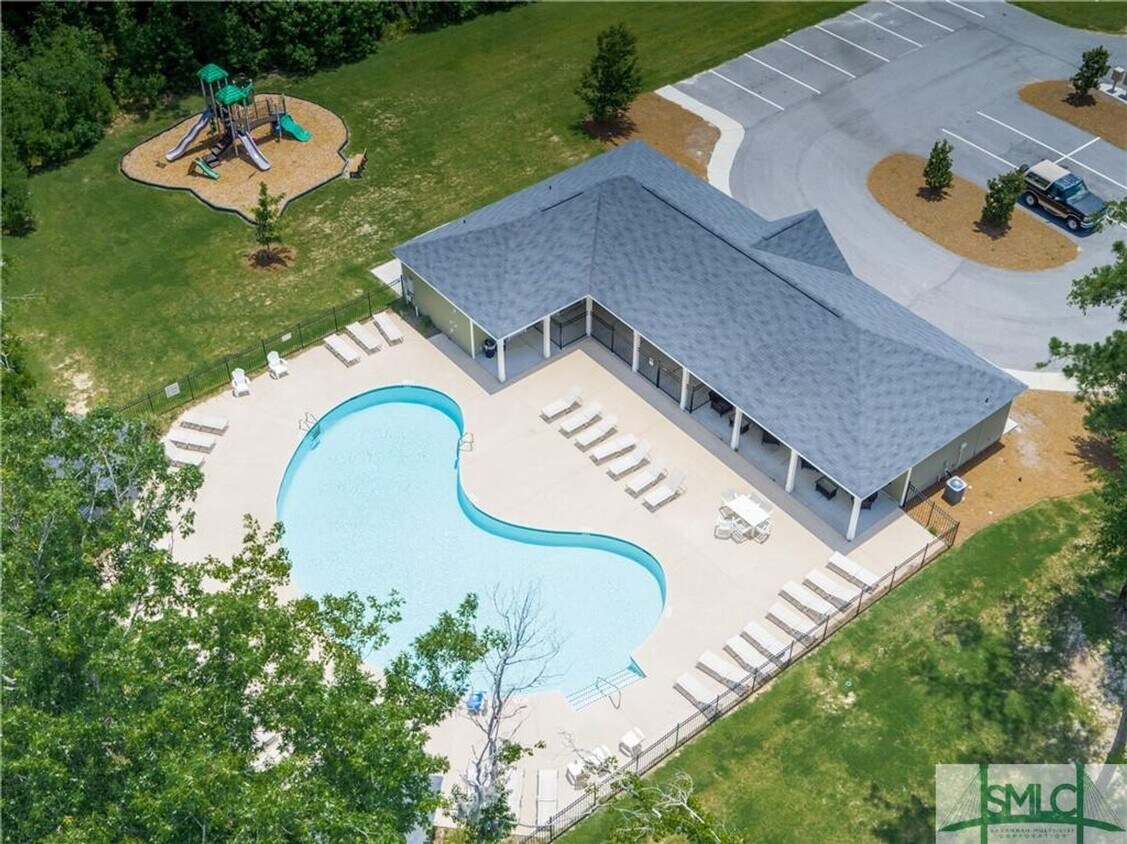 Primary Photo - Creekside Home