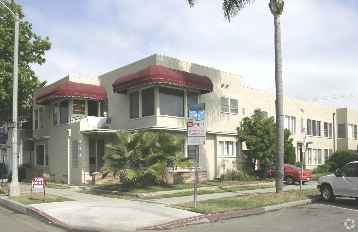 Foto del edificio - 935-939 E 1st St