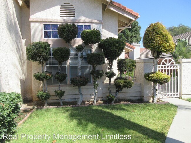 Foto del edificio - 4 br, 3 bath House - 5445 Butterfield Street