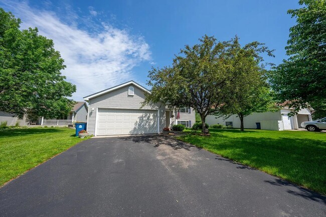 Foto del edificio - 1281 Applewood Way