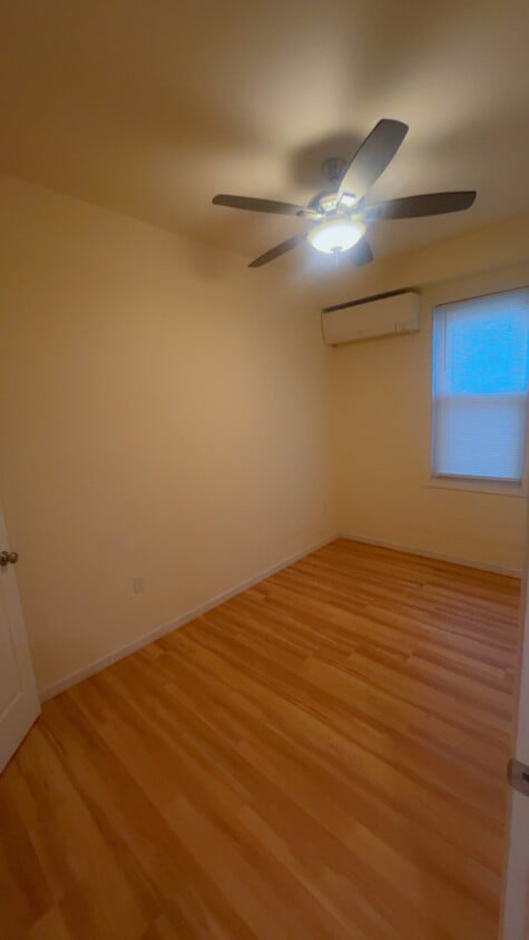 Foto principal - 171 Schiller St