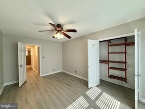 Building Photo - 230 N George Mason Dr
