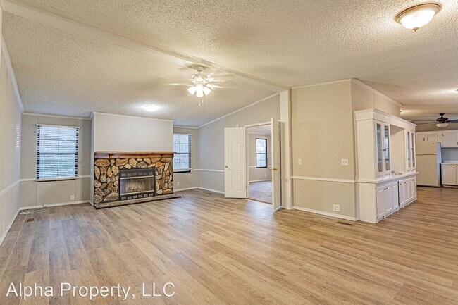 Foto del edificio - 3 br, 2 bath House - 130 Honeysuckle Dr