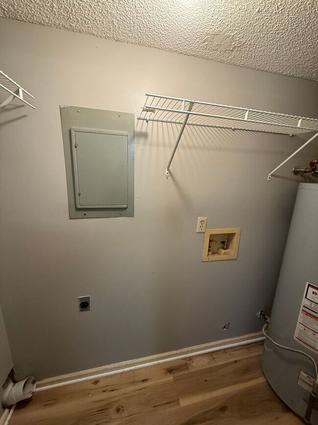 Foto del edificio - 132 Pebble Ct