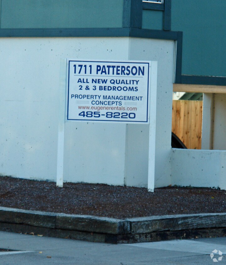 Building Photo - 1711 Patterson St