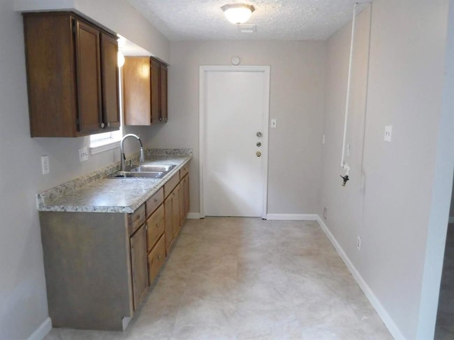 Building Photo - 11614 Welshpool Glen Dr