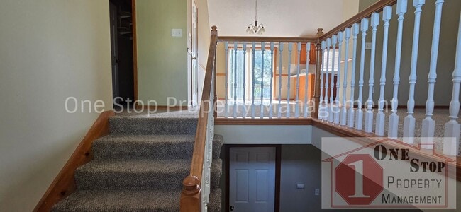 Building Photo - 4 Bedroom, 2.5 Bathroom home in Belton!