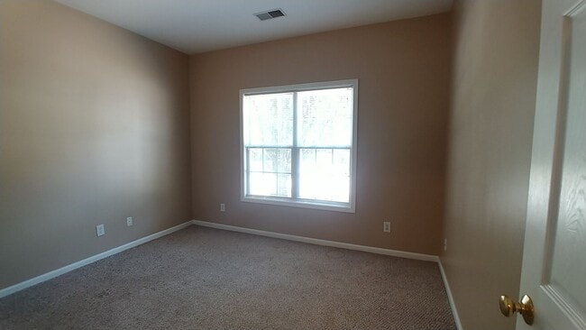 Building Photo - 1206 Stoneridge Ln