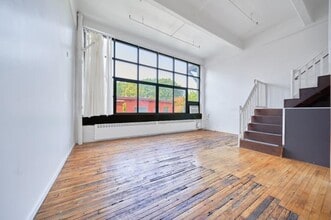 Building Photo - 5 Delavan St